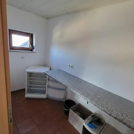 Grosse Naehe Dem Schoenen Seenland Merkendorf (Bavaria)