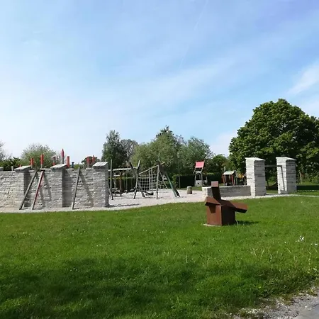 Grosse Naehe Dem Schoenen Seenland * Merkendorf (Bavaria)